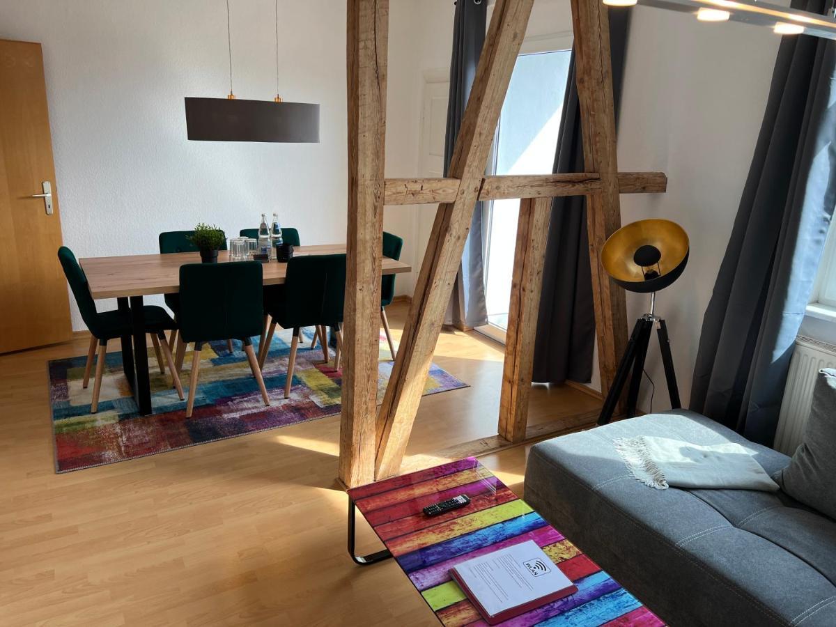 Jena City Apartment, Balkon, Sonnig, Wifi, Parkplaetze, Naehe Zentrum Exterior photo