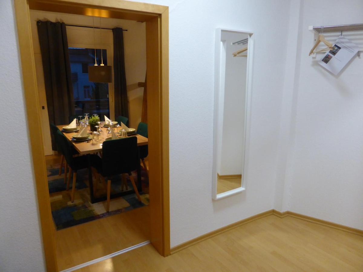 Jena City Apartment, Balkon, Sonnig, Wifi, Parkplaetze, Naehe Zentrum Exterior photo